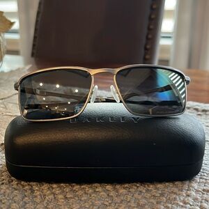 Oakley conductor sunglasses